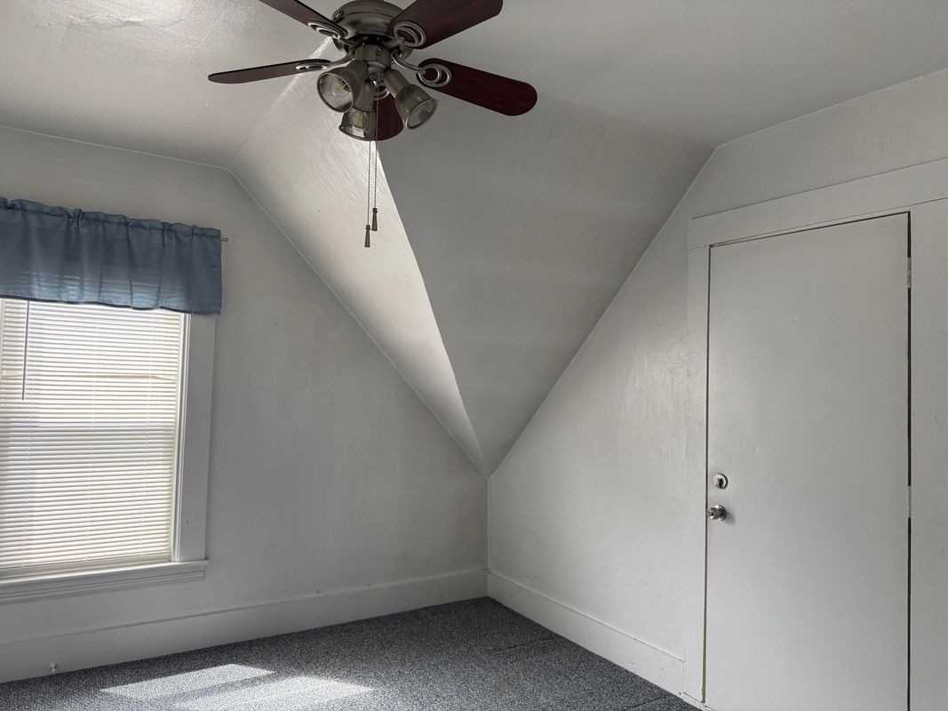 316 Douglas St ##3 - Photo 3 of 15