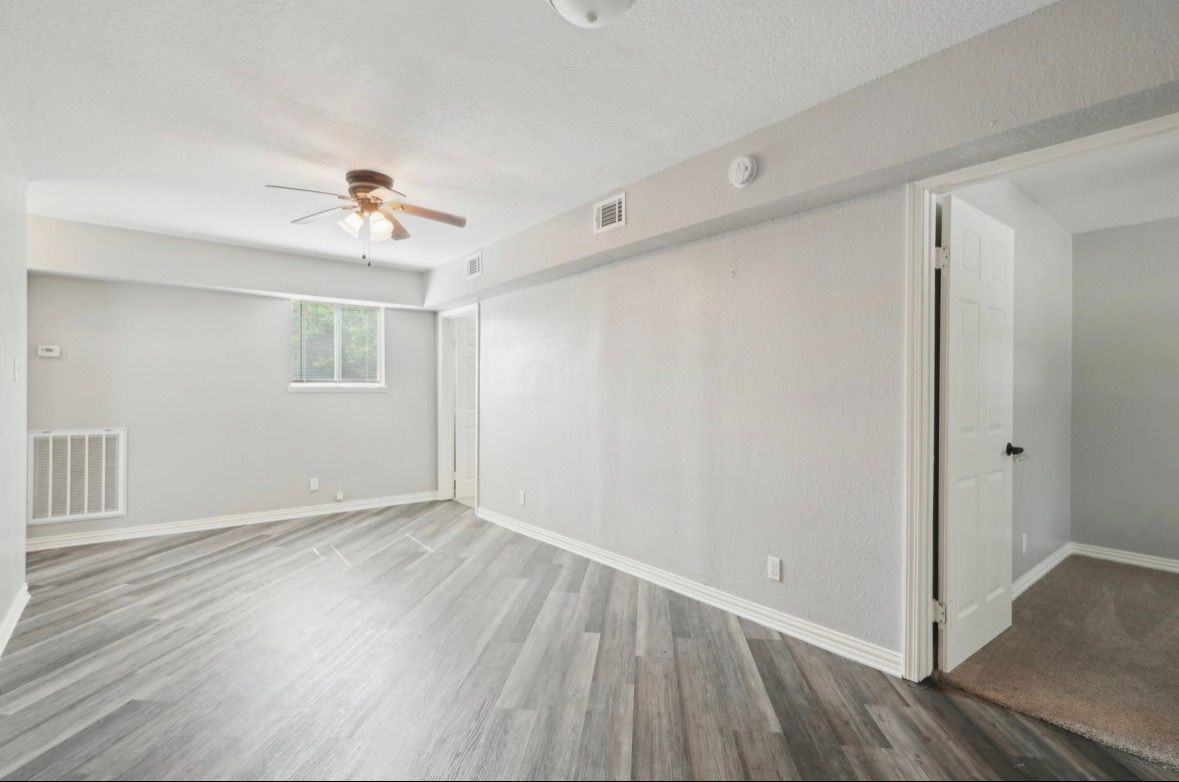 8412 Avenue L ##2 - Photo 7 of 12