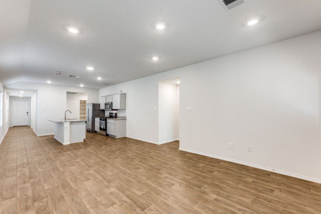 250 Granary Dr - Photo 3 of 22