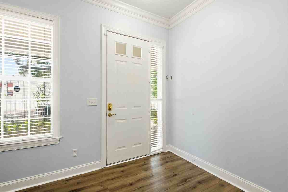 3702 W Cass St - Photo 7 of 34