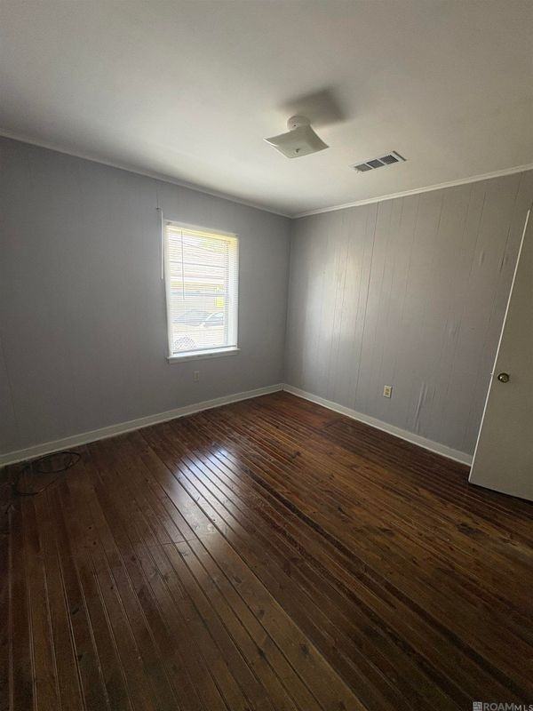 1538 Fig St - Photo 5 of 7
