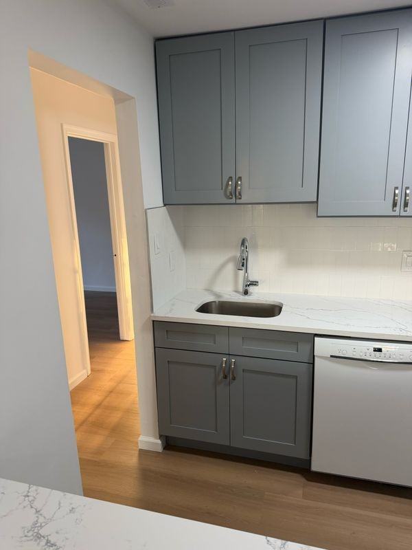 2807 Hawthorn Ct - Photo 5 of 16