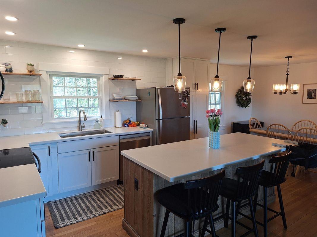 103 Wentworth Rd - Photo 3 of 11