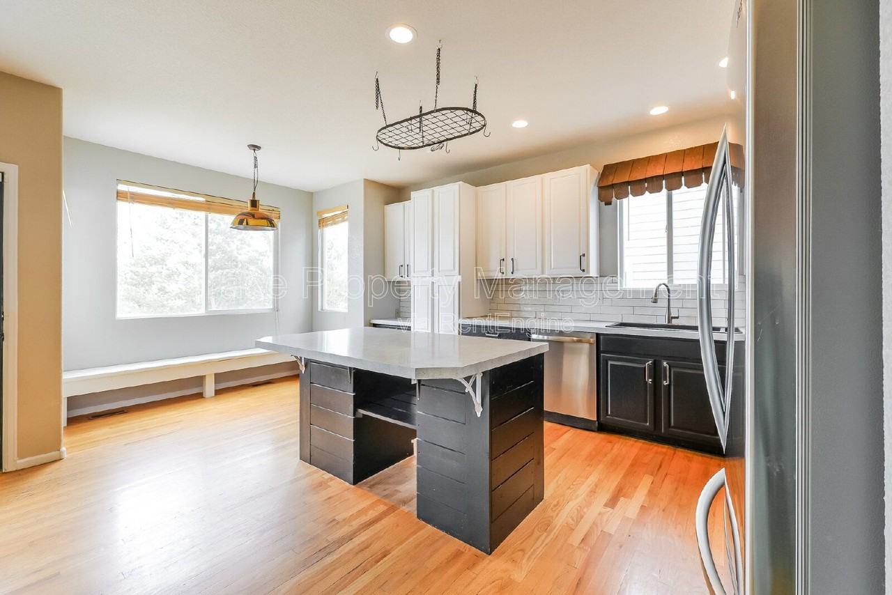 16270 E 106th Way - Photo 4 of 22