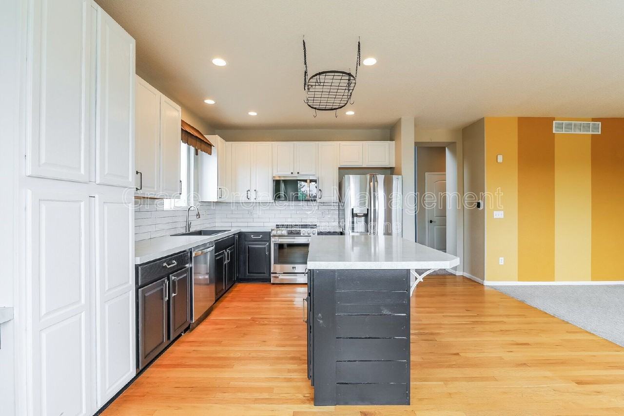 16270 E 106th Way - Photo 6 of 22