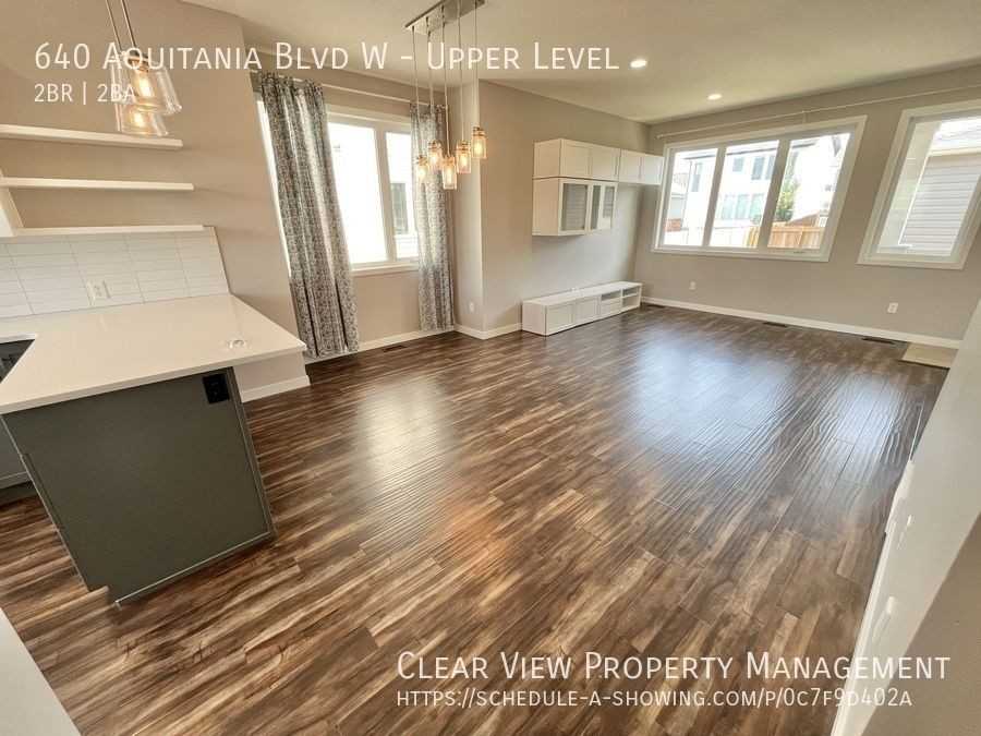 640 Aquitania Blvd W - Photo 4 of 20