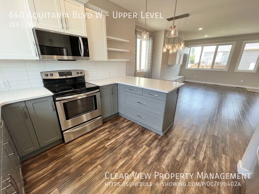 640 Aquitania Blvd W - Photo 5 of 20