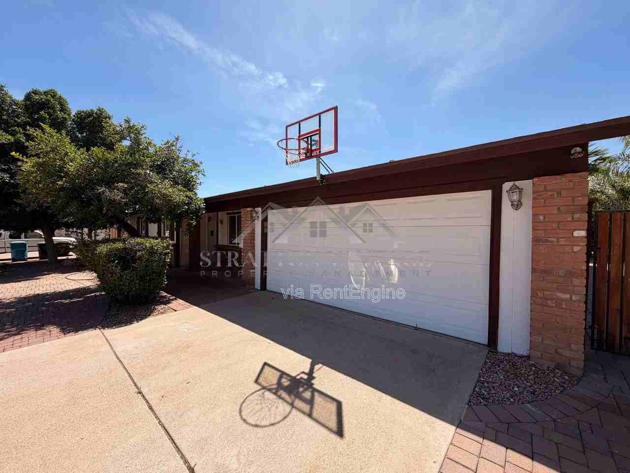 13430 N 30th St - Photo 2 of 26