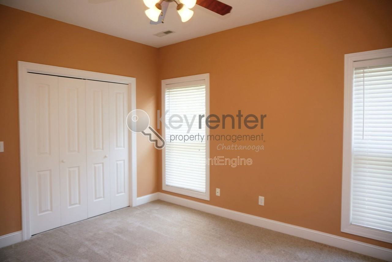 5410 Mandarin Cir - Photo 6 of 25