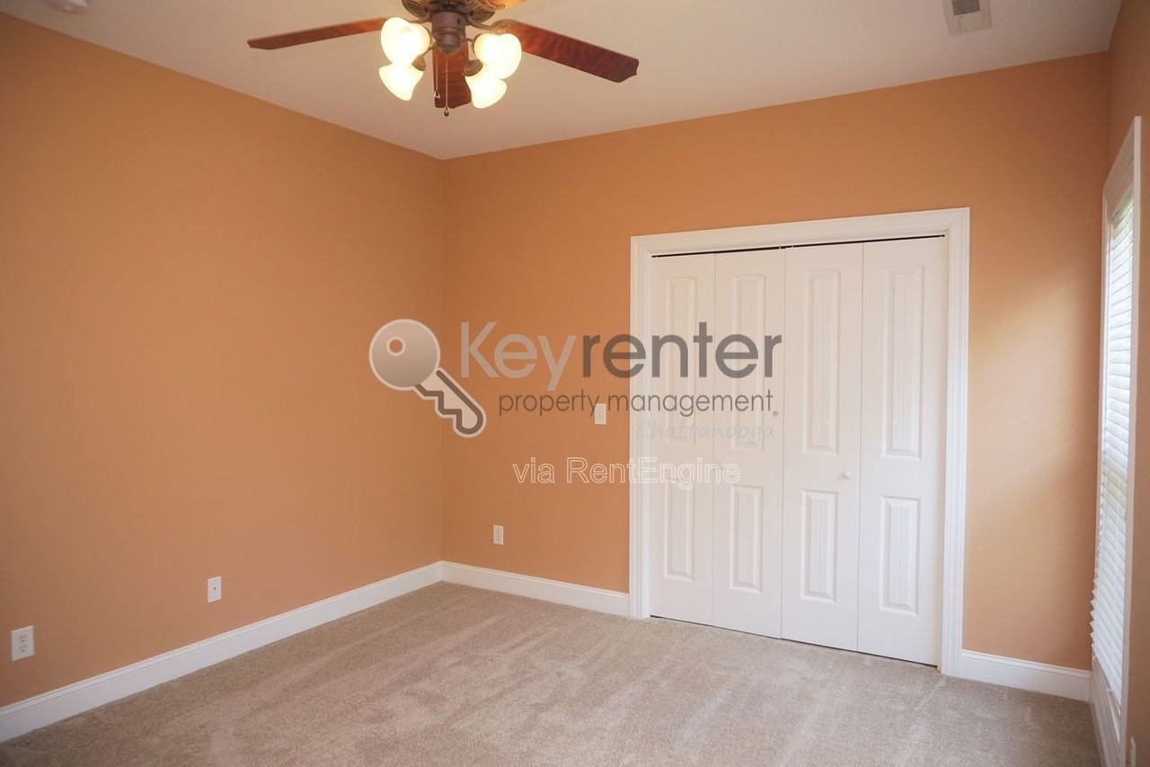 5410 Mandarin Cir - Photo 7 of 25