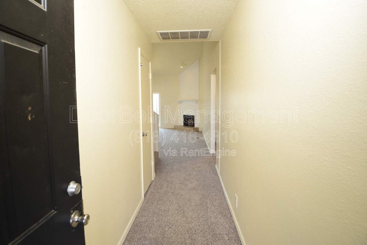1514 E 73rd Pl - Photo 3 of 20
