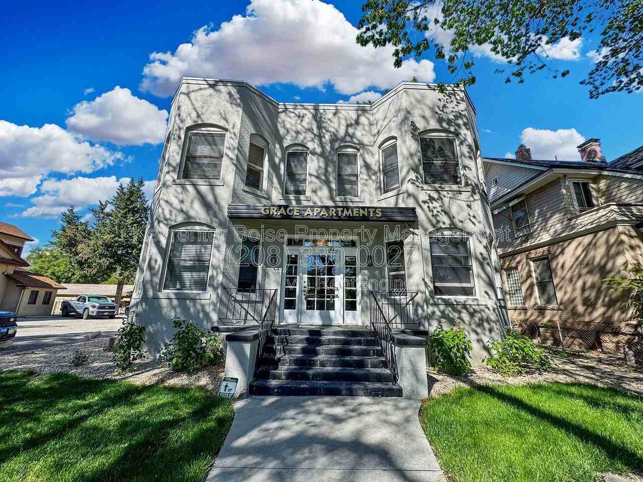 214 W Bannock St #4