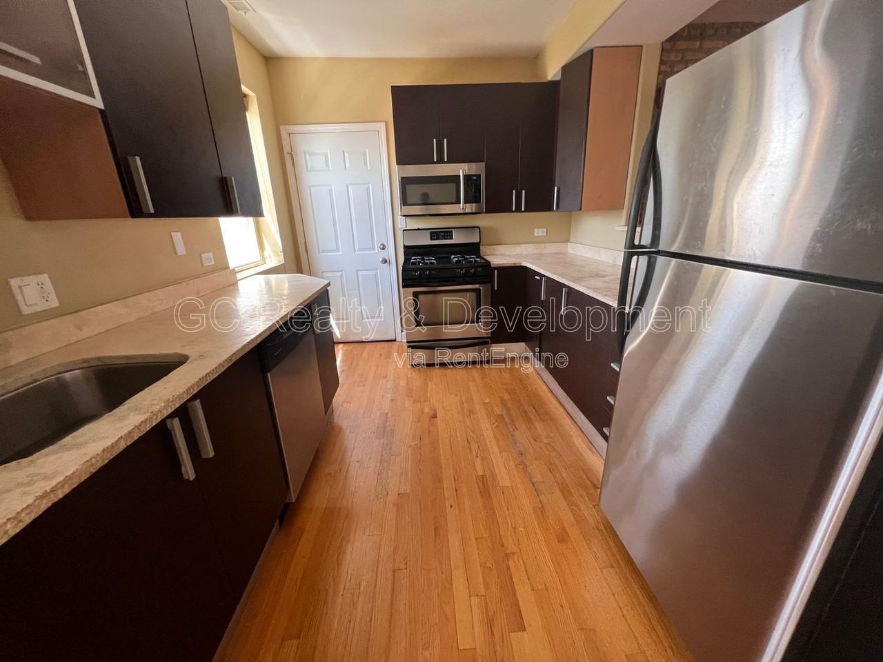 1671 W Farwell Ave #2S - Photo 2 of 19