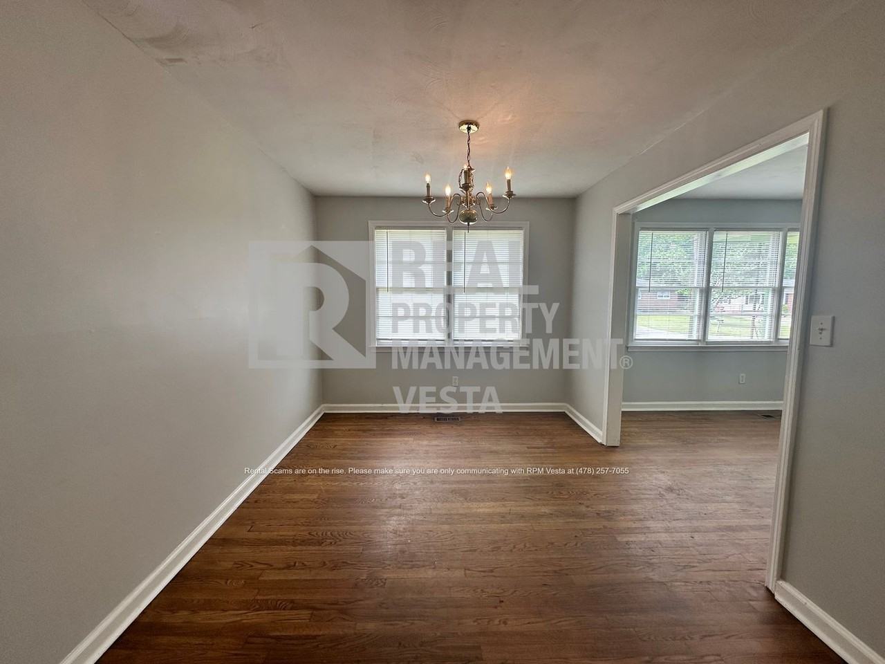 3257 Ohara Dr S - Photo 5 of 17