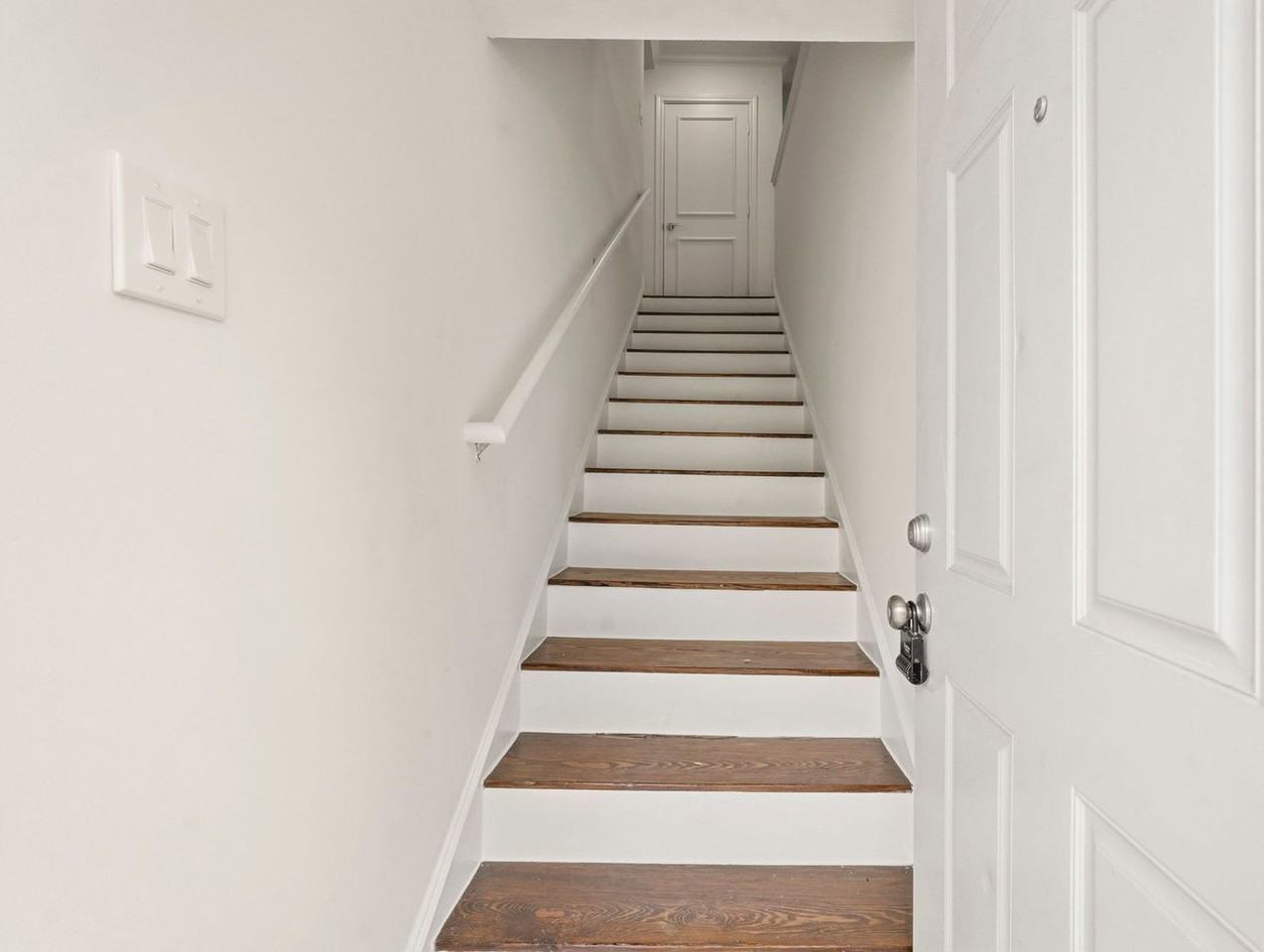 612 W Alabama St #1-2 - Photo 4 of 28