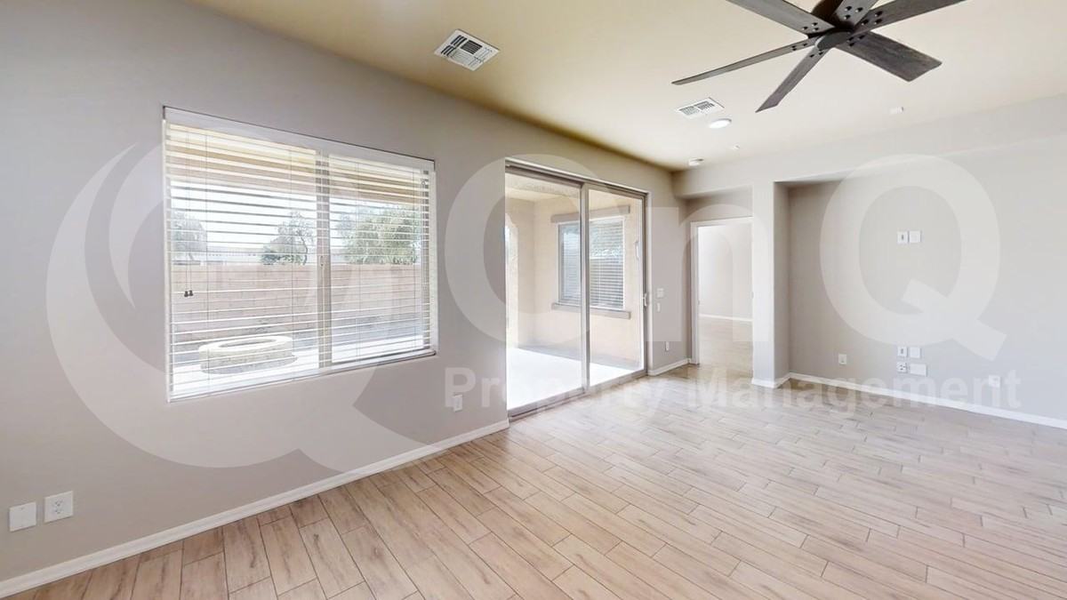 3650 S Arizona Pl - Photo 5 of 23