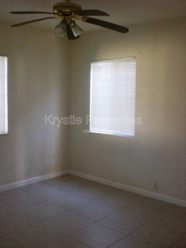 412 Home Acres Ave - Photo 6 of 7