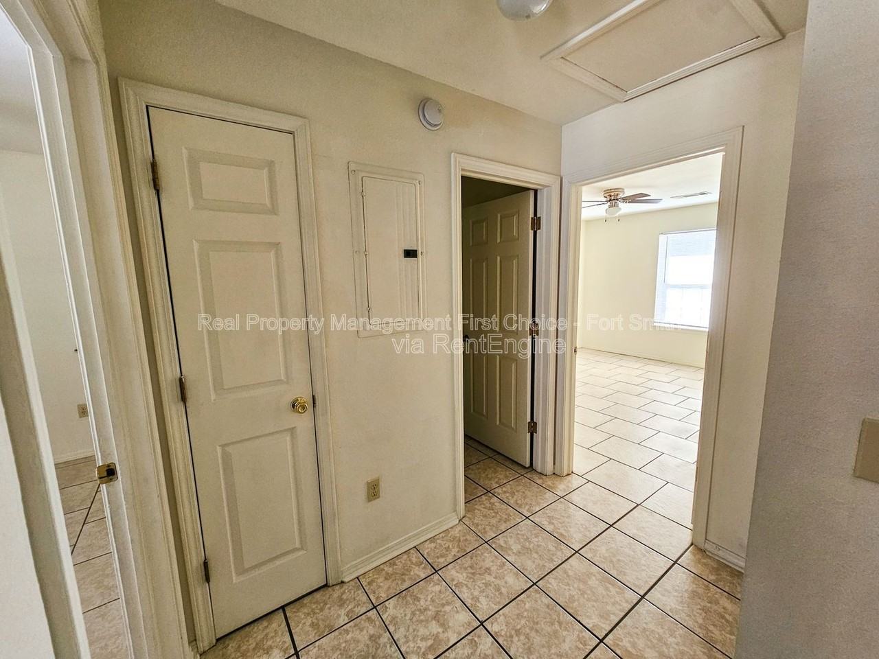 1851 Brazil Ave - Photo 4 of 8