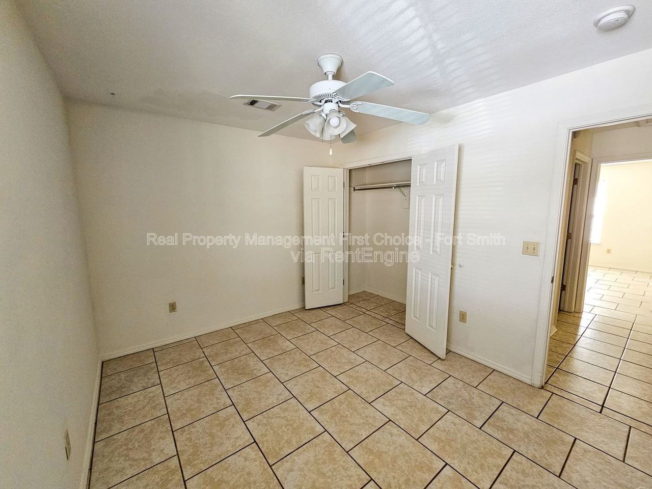 1851 Brazil Ave - Photo 5 of 8
