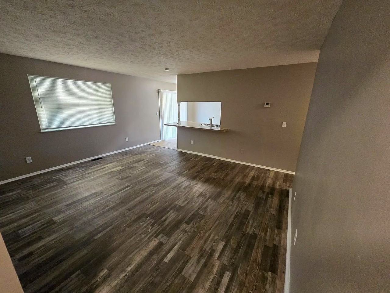 10220 September Dr - Photo 2 of 16