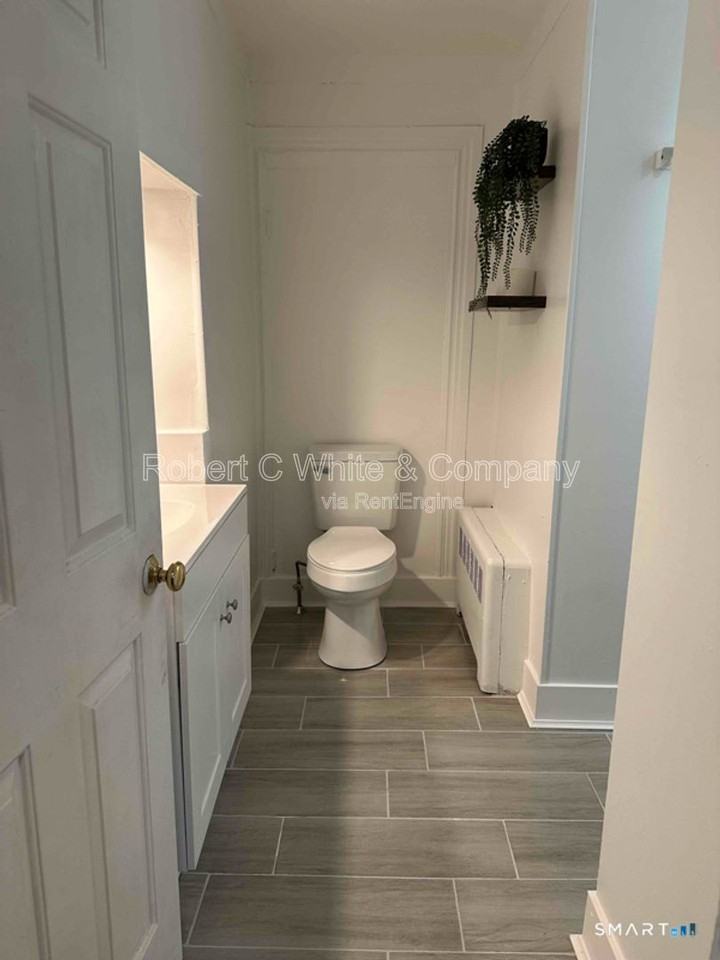 16 Spaulding St #2A - Photo 5 of 9