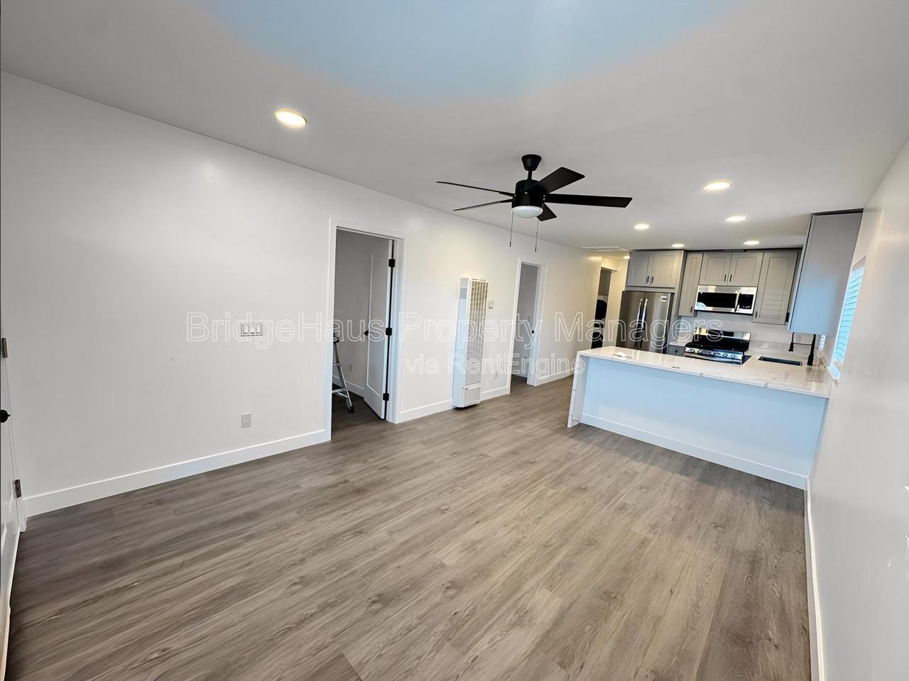 220 Southlook Ave - Photo 7 of 26
