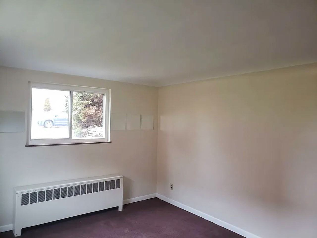 7598 Boleyn Dr #4 - Photo 2 of 13