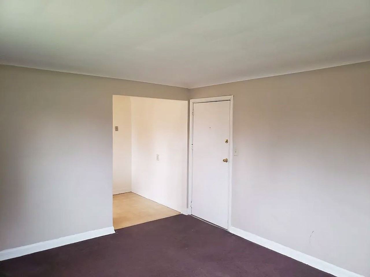 7598 Boleyn Dr #4 - Photo 3 of 13