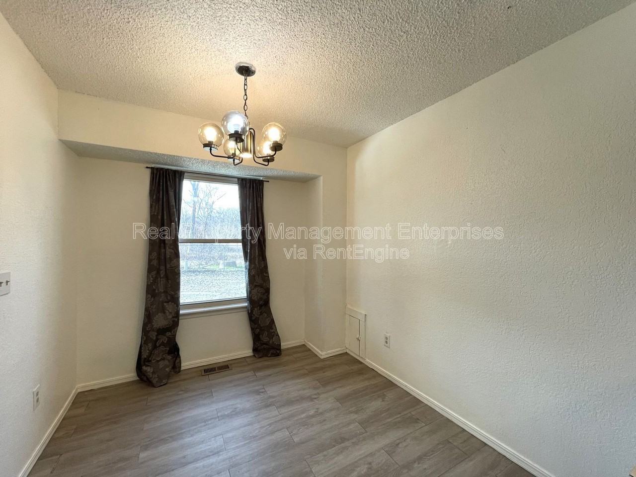 3009 Big Oak Dr - Photo 7 of 37