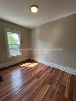 1320 S Westnedge Ave #4 - Photo 1 of 1
