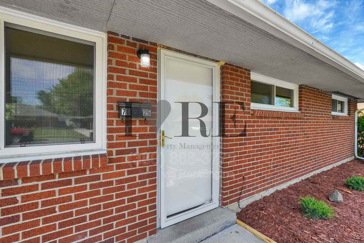7025 Retton Rd - Photo 2 of 26