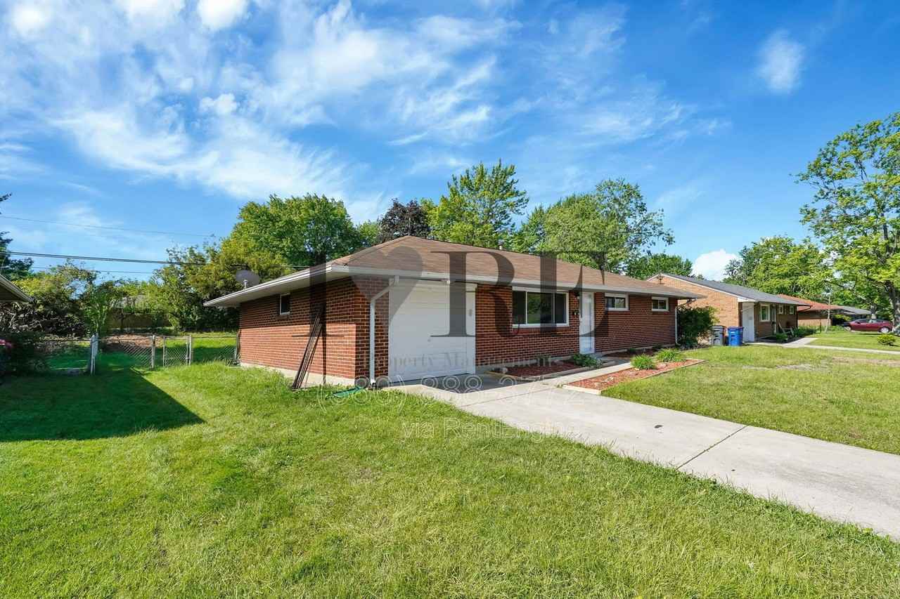 7025 Retton Rd - Photo 4 of 26