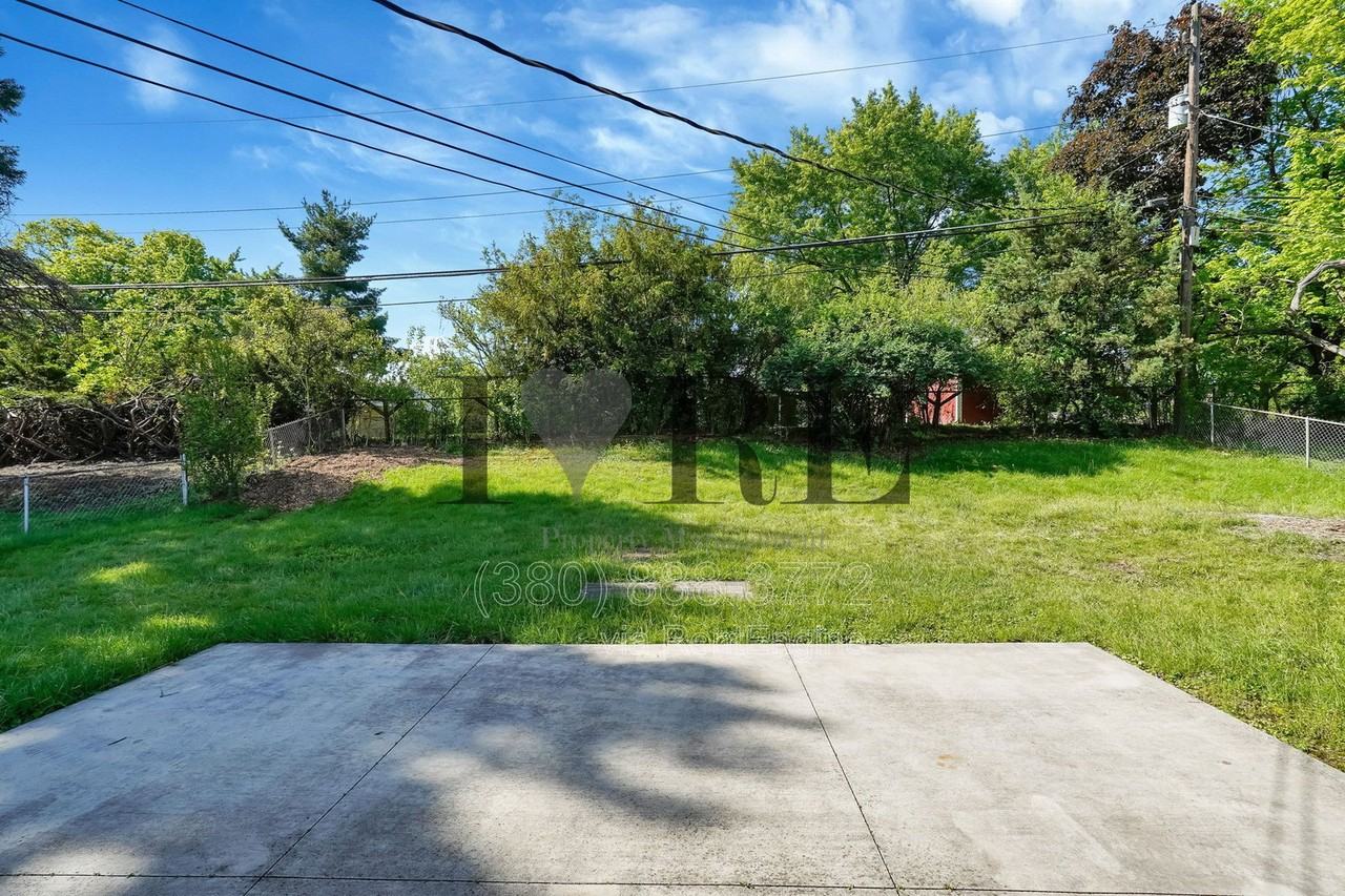 7025 Retton Rd - Photo 6 of 26
