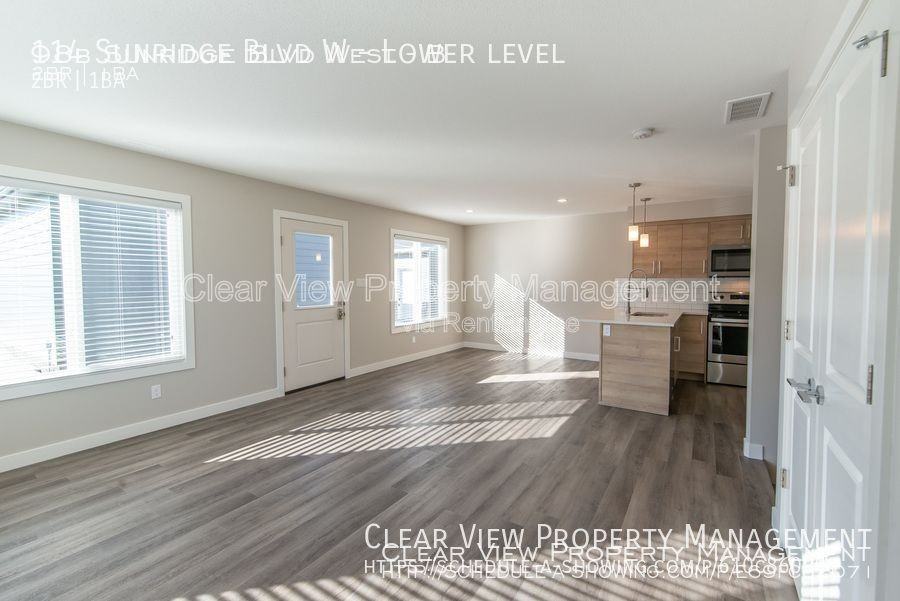 114 Sunridge Blvd W #2 - Photo 3 of 14