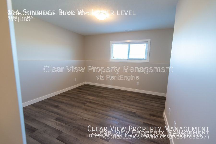 114 Sunridge Blvd W #2 - Photo 7 of 14