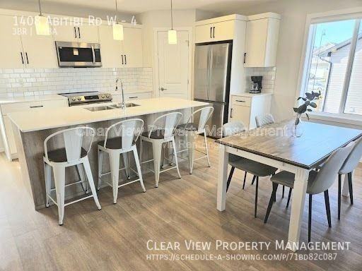 1408 Abitibi Rd W #4 - Photo 7 of 16