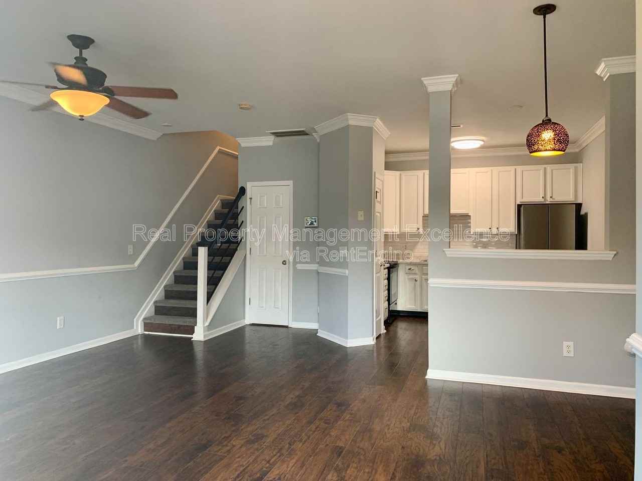 330 Gilman Ln #101 - Photo 2 of 33