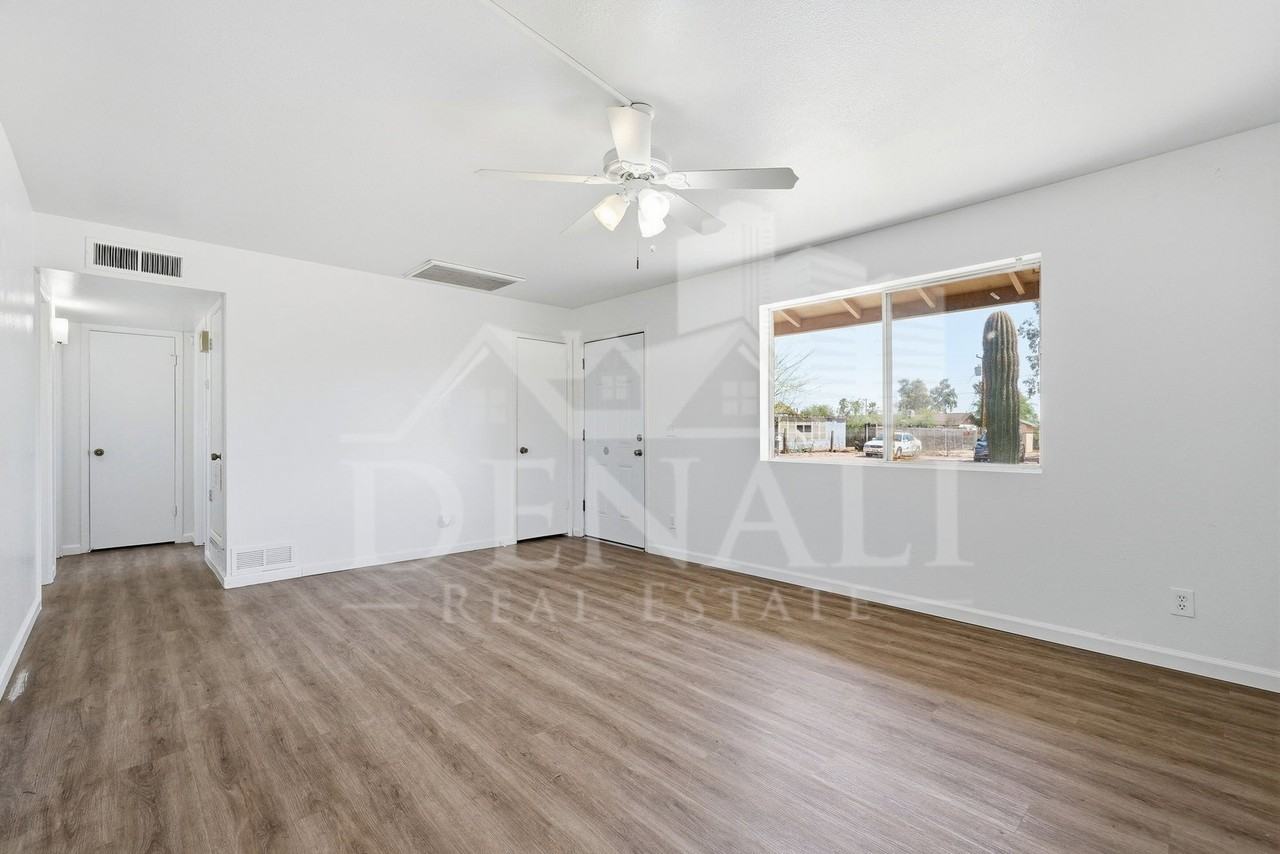 11540 E Elton Ave - Photo 6 of 34