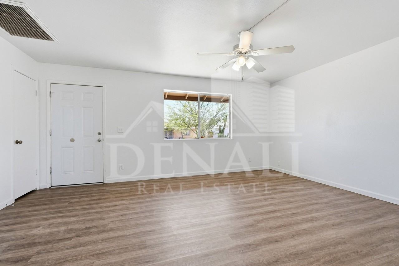 11540 E Elton Ave - Photo 7 of 34