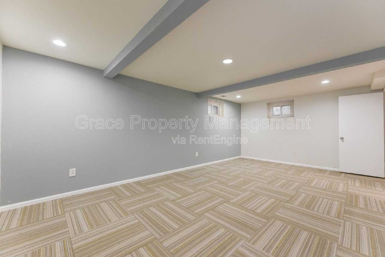 1500 W 50th Ave - Photo 7 of 16