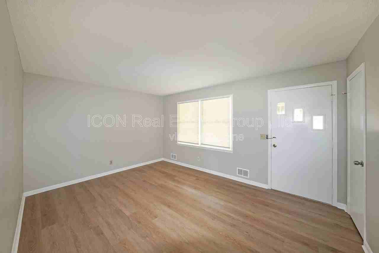251 Hog Farm Cir - Photo 6 of 25