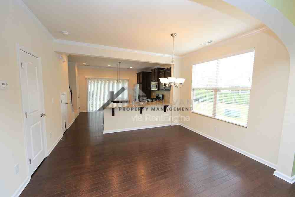 200 Mt Evans Dr - Photo 4 of 19