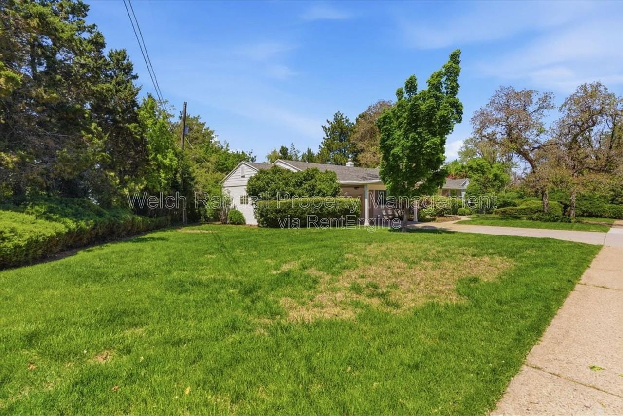 3269 Polk Ave - Photo 3 of 46