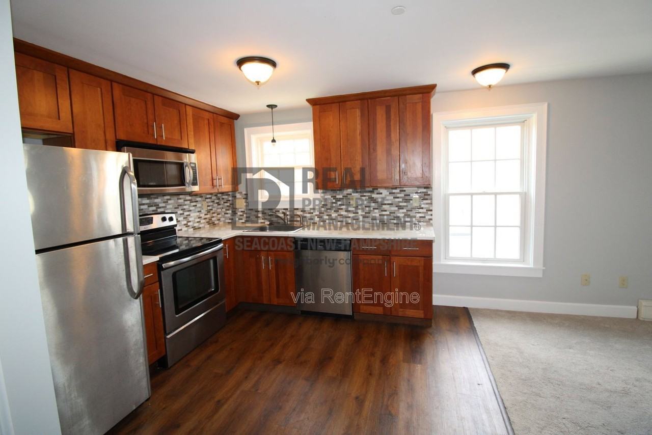 55 Hanover St #C - Photo 3 of 21