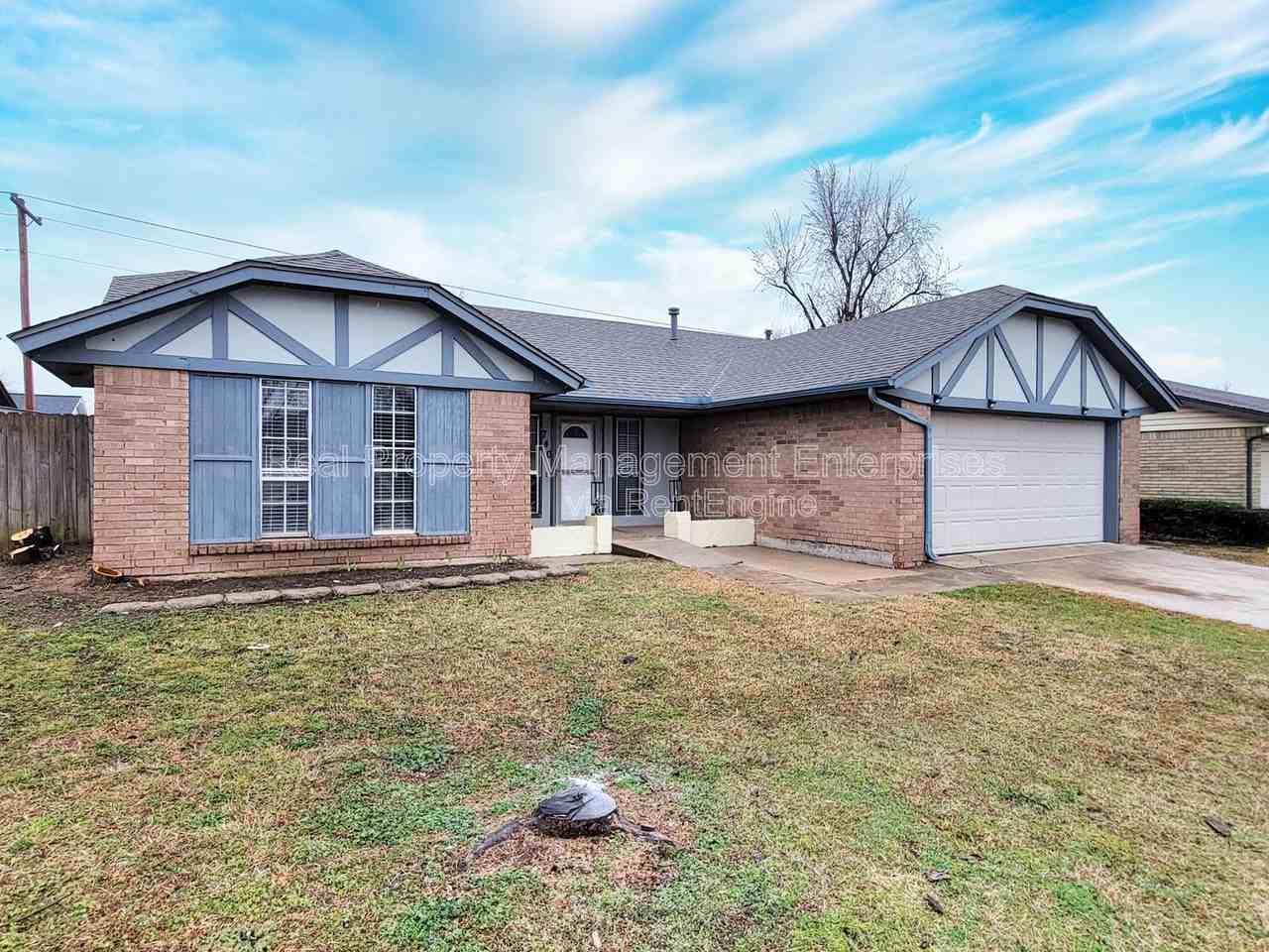 740 Royal Ln - Photo 2 of 21