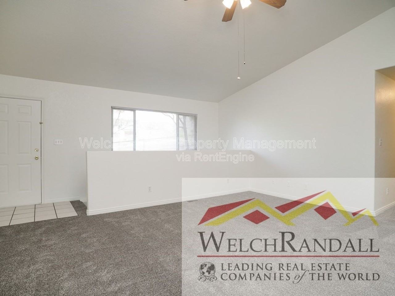 745 30th St - Photo 5 of 26