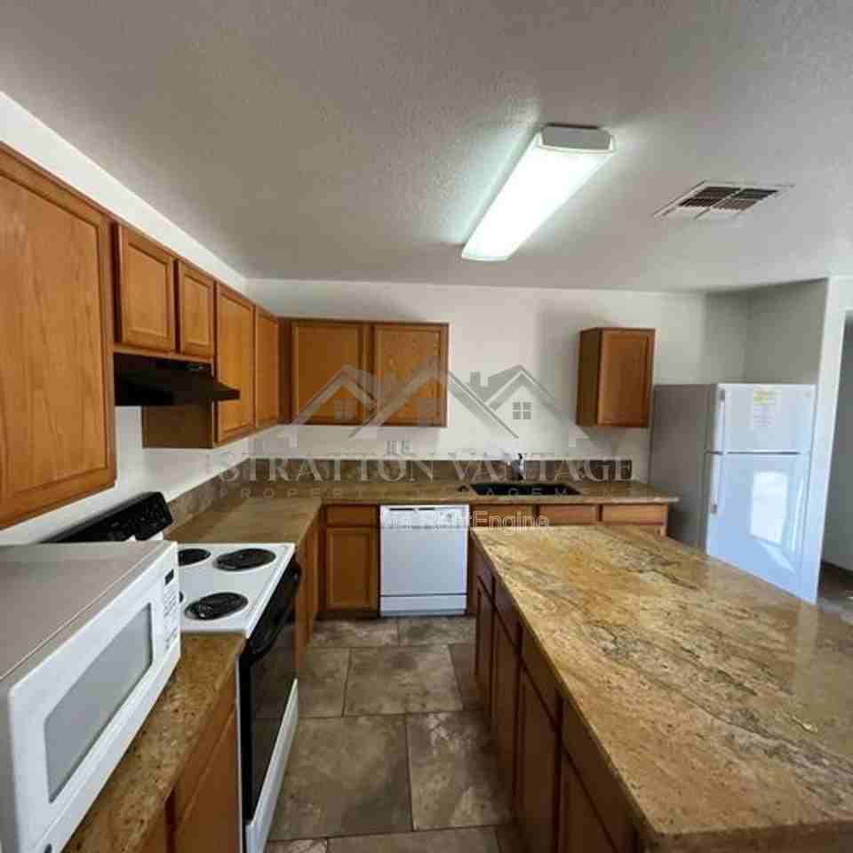 9553 W Monte Vista Rd - Photo 7 of 29