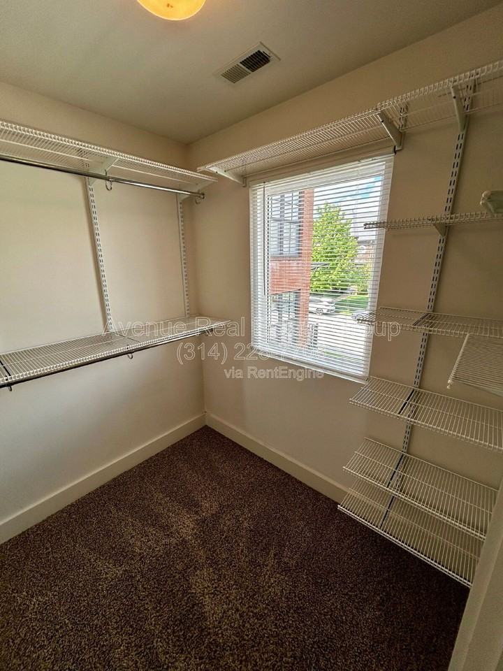 4250 Olive St - Photo 6 of 15