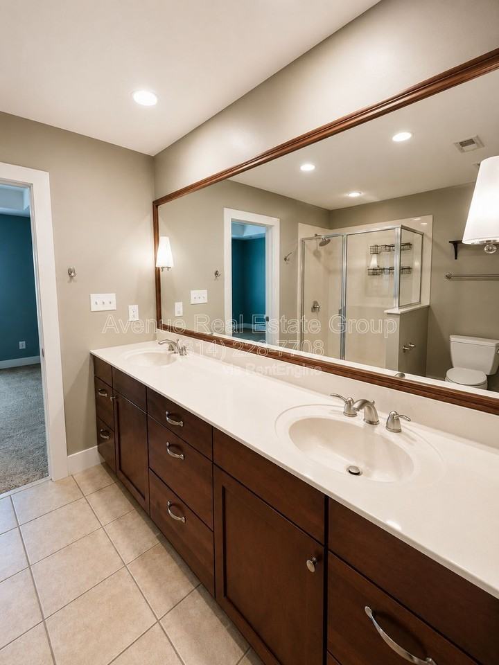 4250 Olive St - Photo 7 of 15