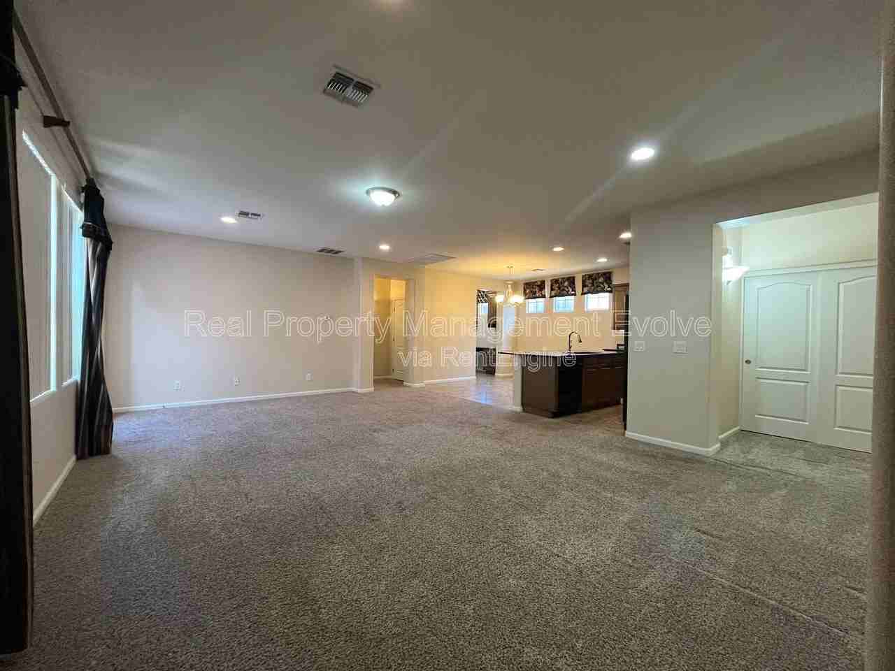 3454 E Constitution Dr - Photo 3 of 37